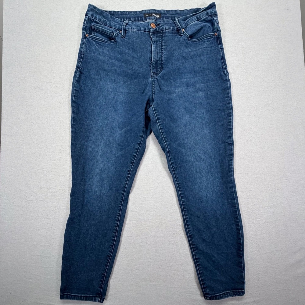 Royalty For Me Curvy Fit Jeans Womens 18W Blue Skinny High Rise Stretch Denim